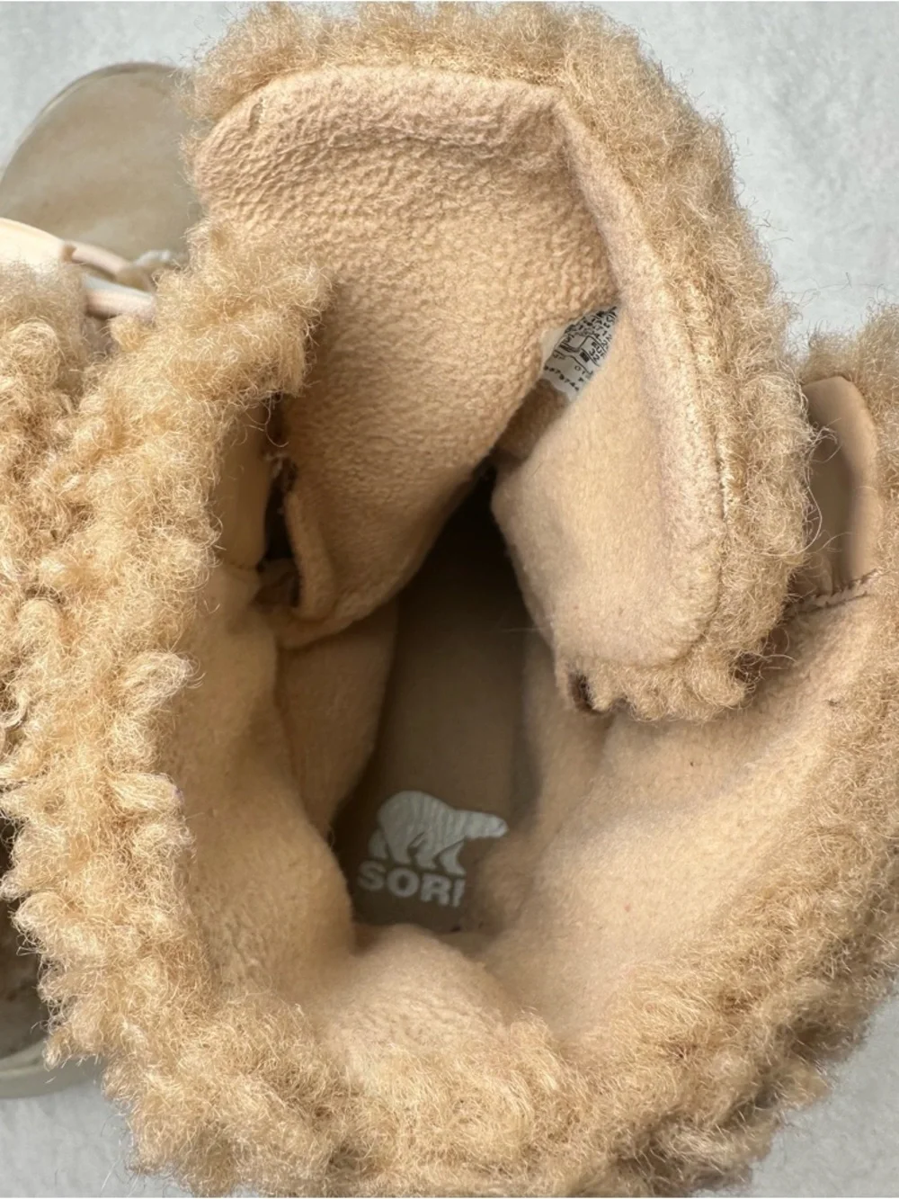 Sorel Explorer II Joan Cozy Shearling Boot Fur Round Toe Travel Winter Youth 1